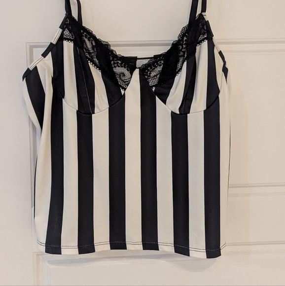 Top - Picture 4 of 7